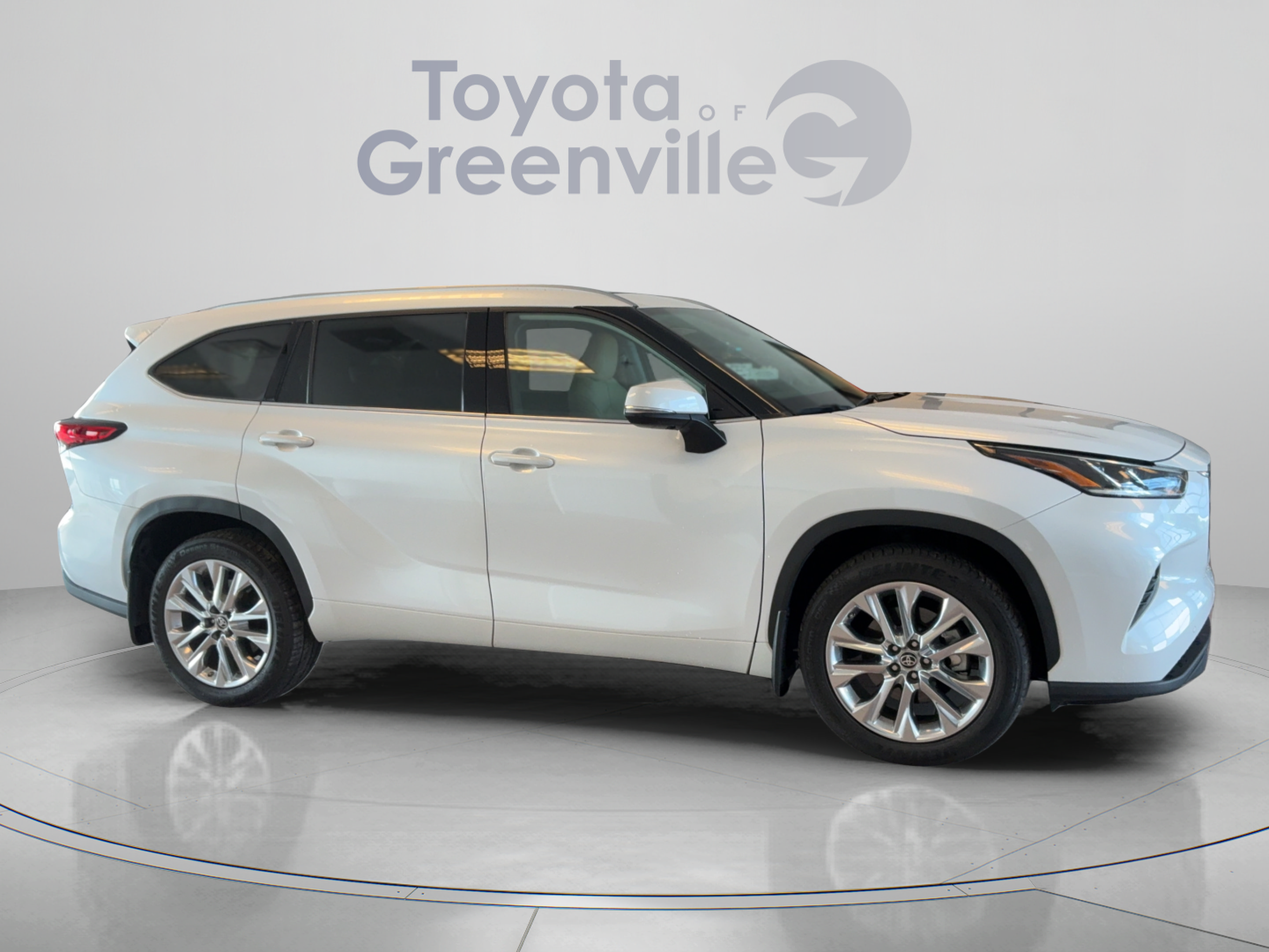 Used 2023 Toyota Highlander Limited AWD/4WD image 7