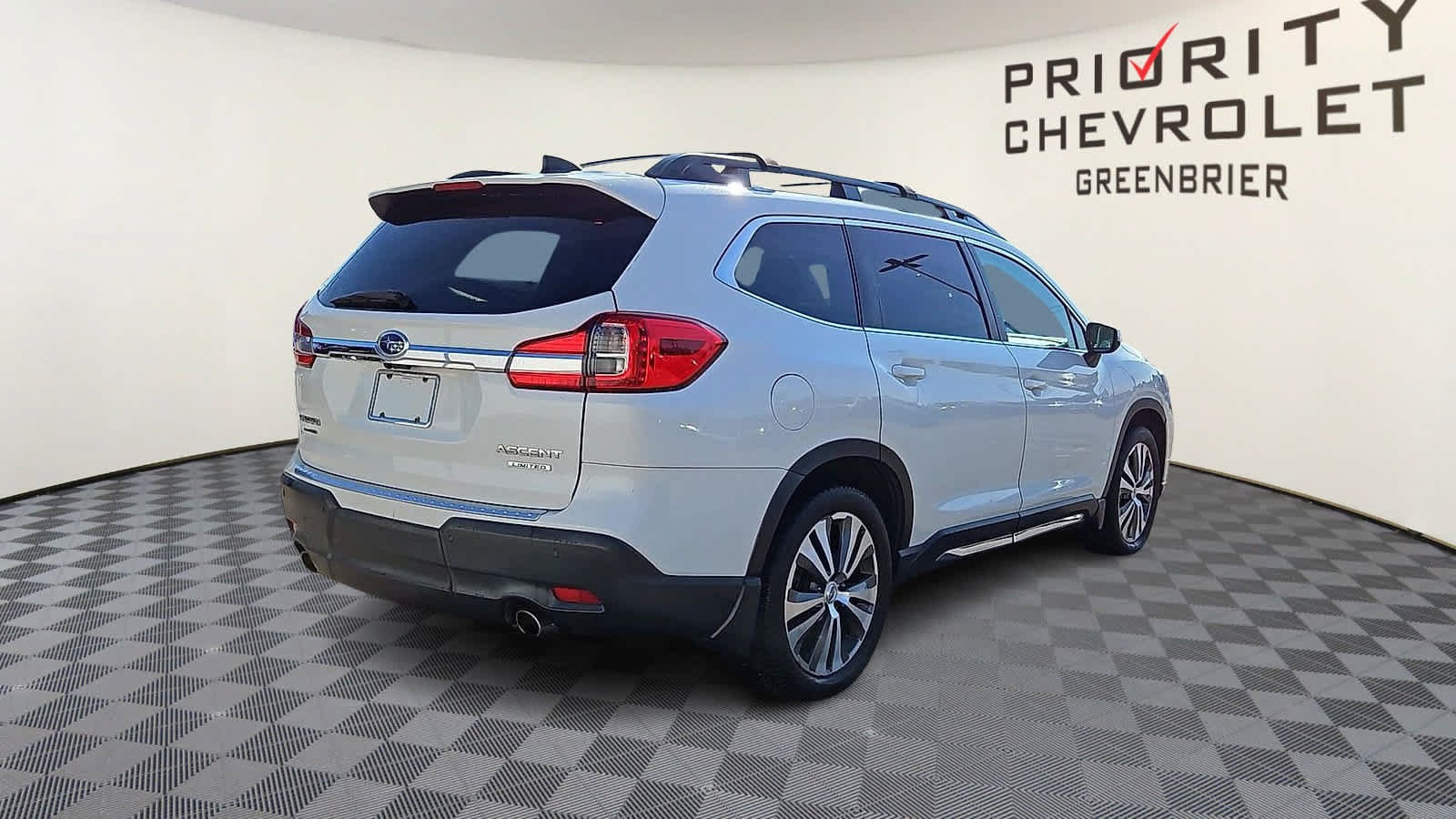 Used 2020 Subaru Ascent Limited w/ Technology Package AWD/4WD image 8
