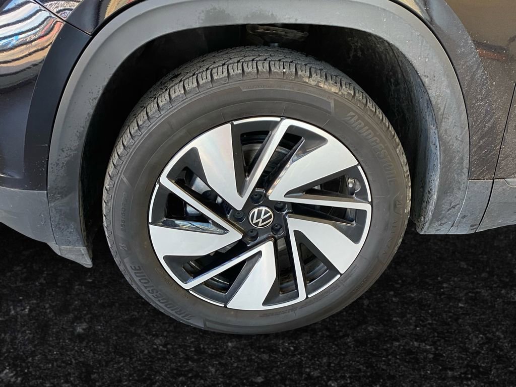 Used 2024 Volkswagen Atlas SE image 26
