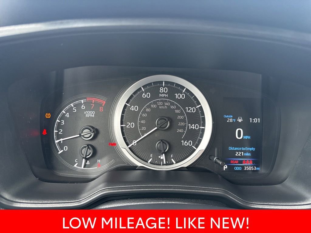 Used 2022 Toyota Corolla LE image 4