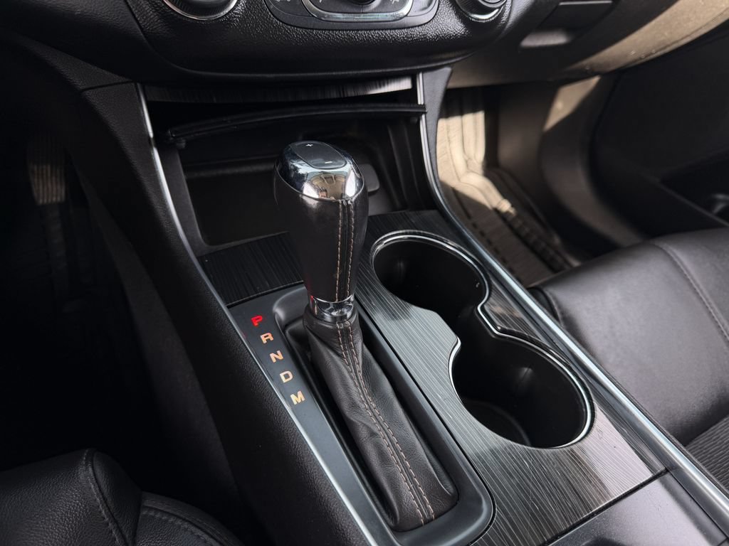 Used 2018 Chevrolet Impala LT FWD image 19