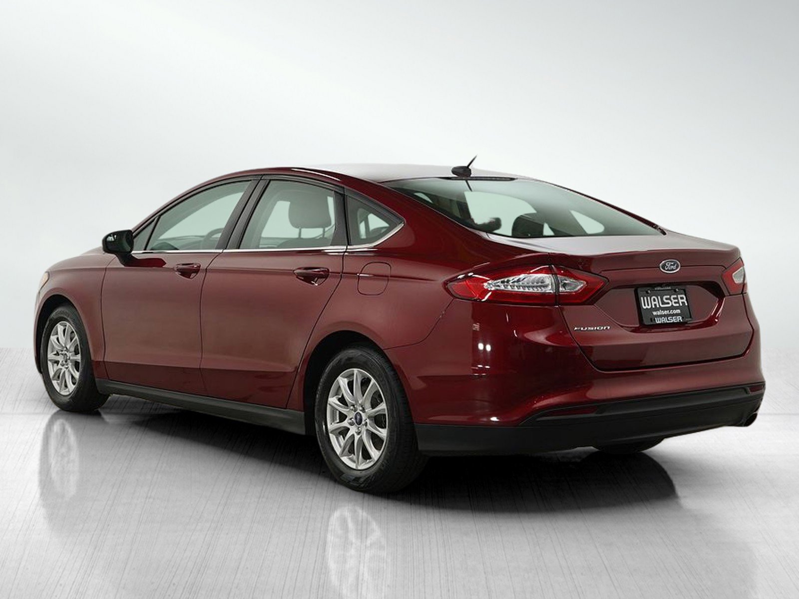 Used 2015 Ford Fusion S image 3
