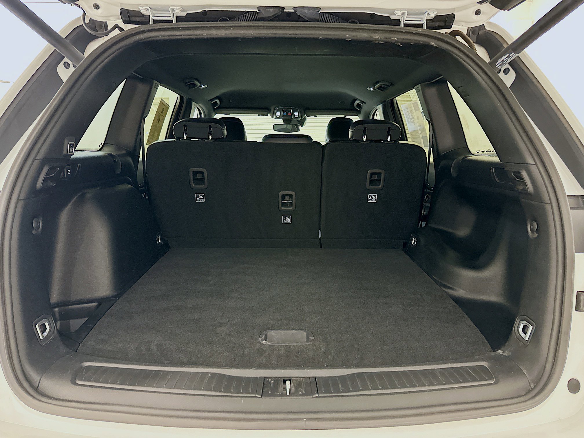 Used 2023 Jeep Grand Cherokee Altitude image 29