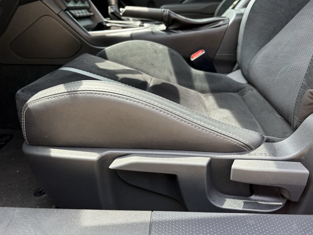 Used 2023 Toyota GR86 Premium RWD image 13