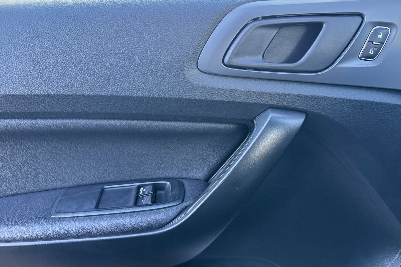 Used 2022 Ford Ranger XL w/ Equipment Group 101A High image 10