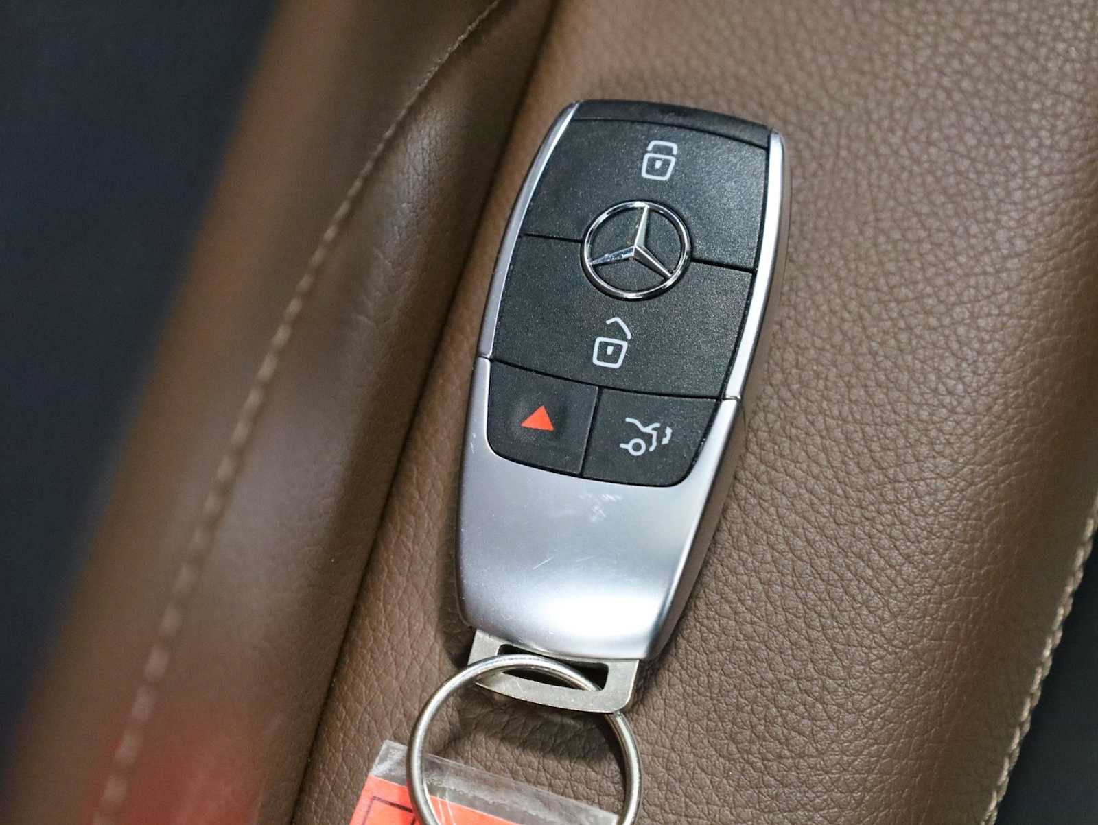 Used 2024 Mercedes-Benz GLE 450 4MATIC image 41