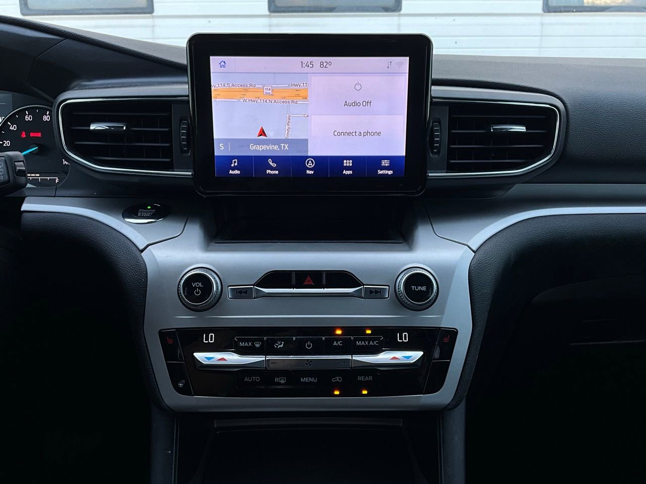 Used 2021 Ford Explorer XLT w/ Equipment Group 202A image 25