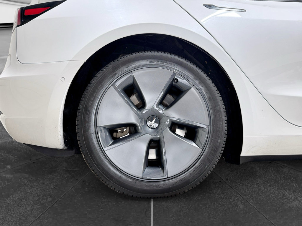 Used 2021 Tesla Model 3 Standard Range Plus RWD image 33