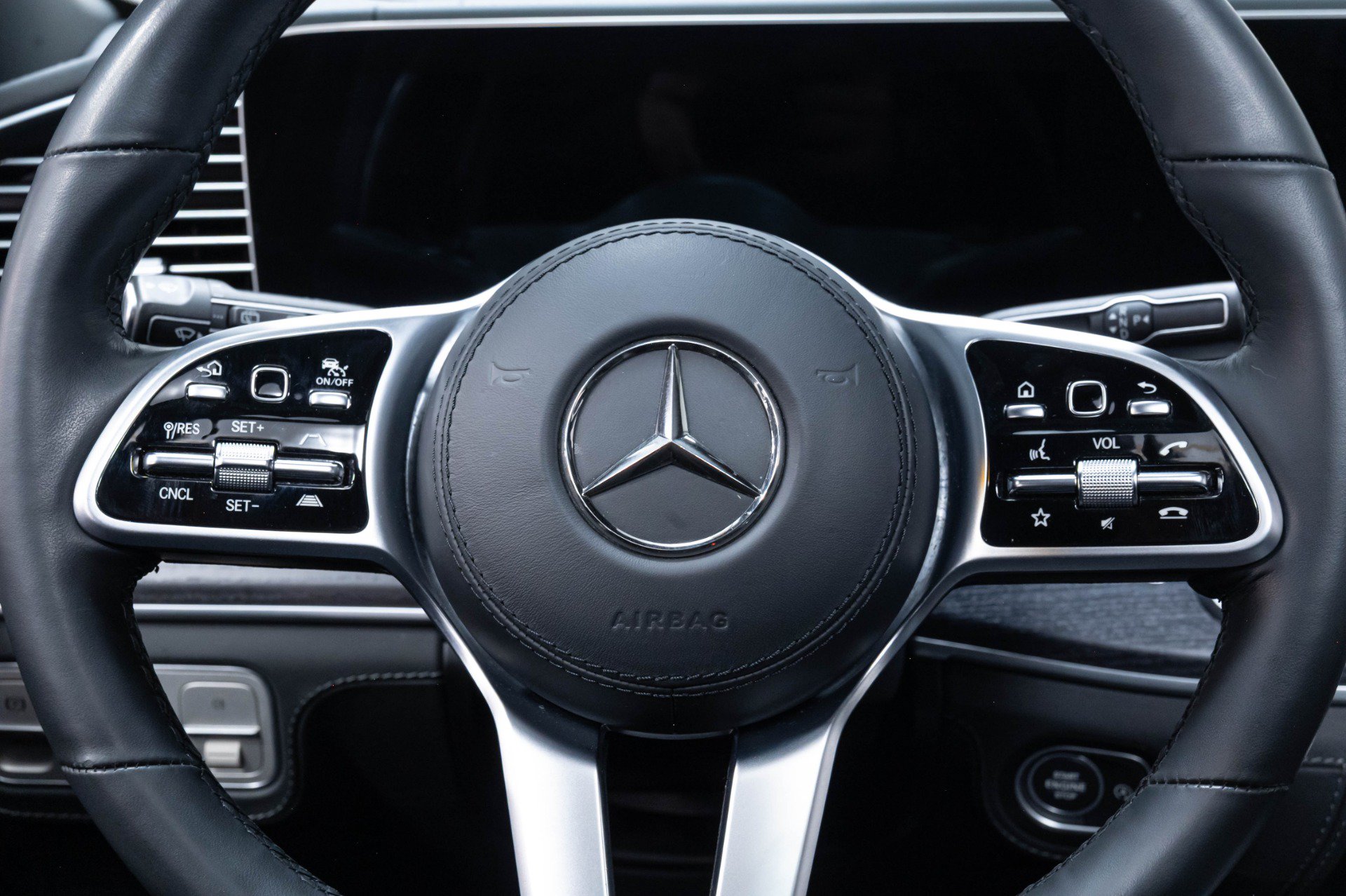 Used 2022 Mercedes-Benz Maybach GLS 600 4MATIC image 36