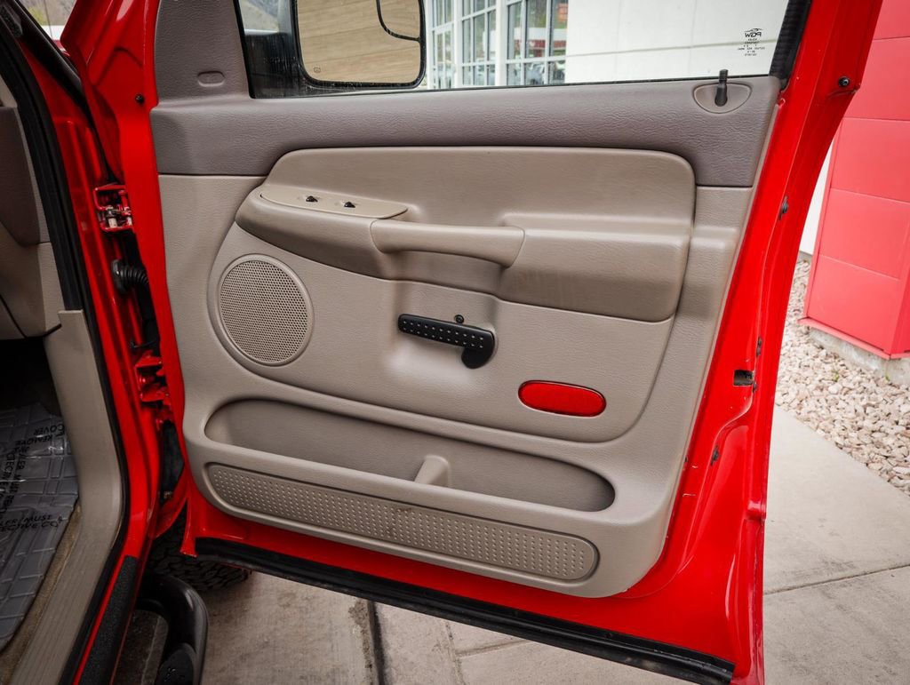 Used 2003 Dodge Ram 2500 Truck ST AWD/4WD image 25