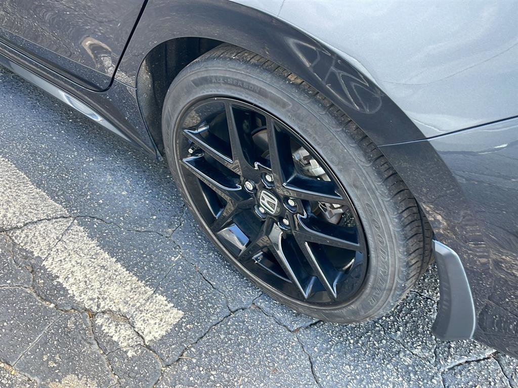 Used 2023 Honda Civic Sport image 12