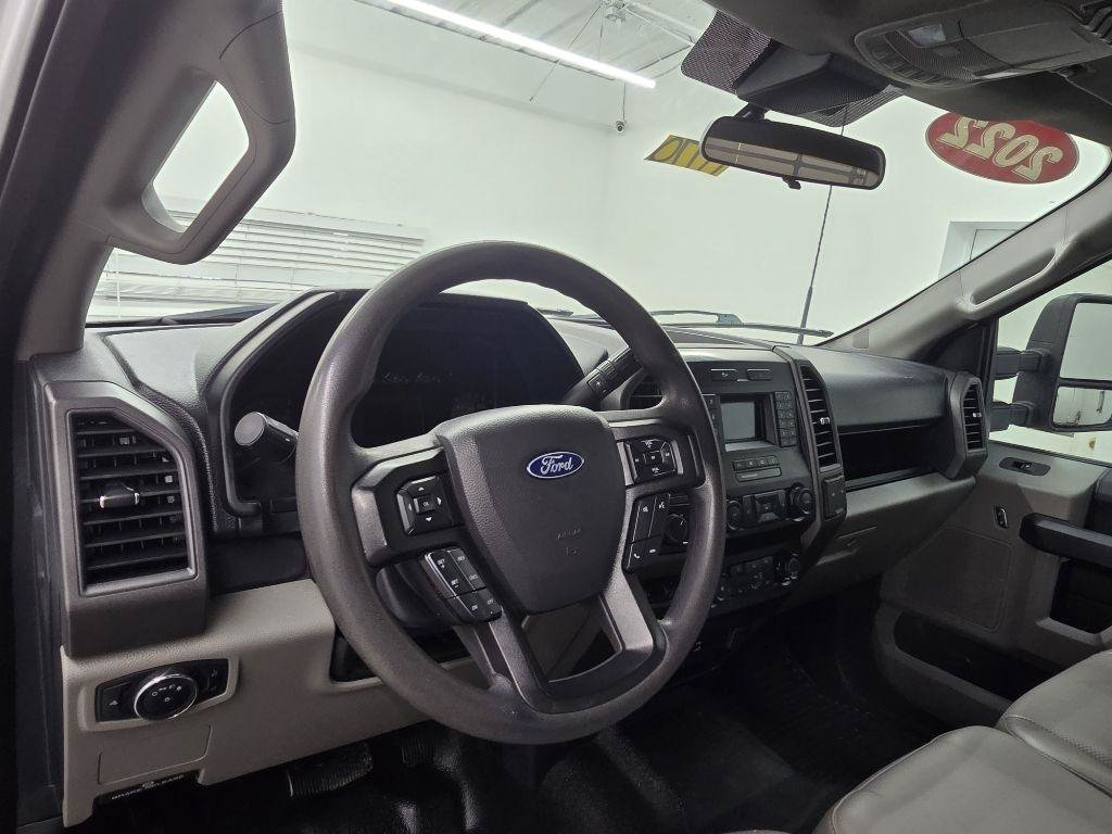 Used 2022 Ford F250 XL w/ STX Appearance Package AWD/4WD image 13