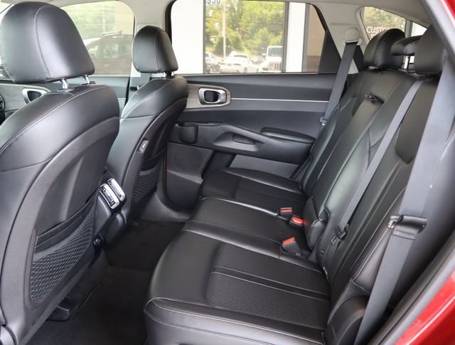 Used 2022 Kia Sorento S w/ Panoramic Sunroof Package AWD/4WD image 41