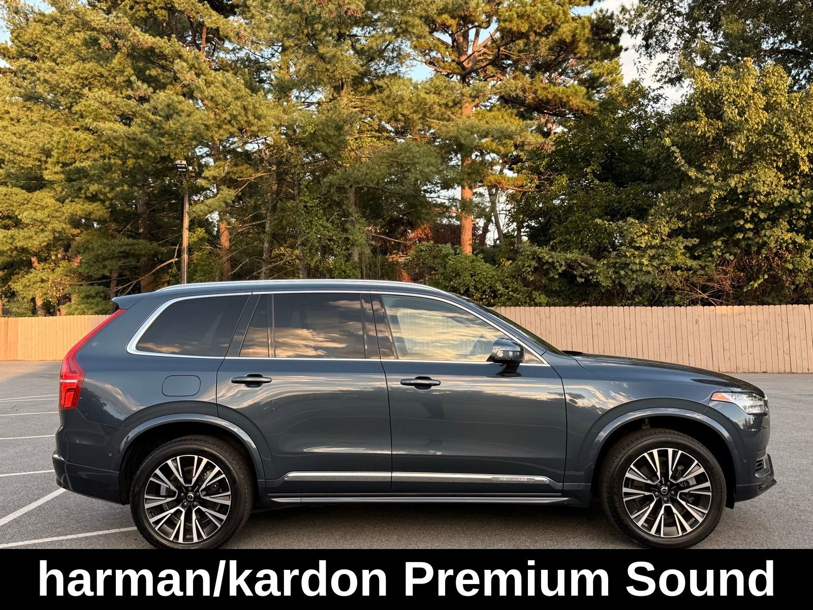 Used 2023 Volvo XC90 T8 Plus image 5