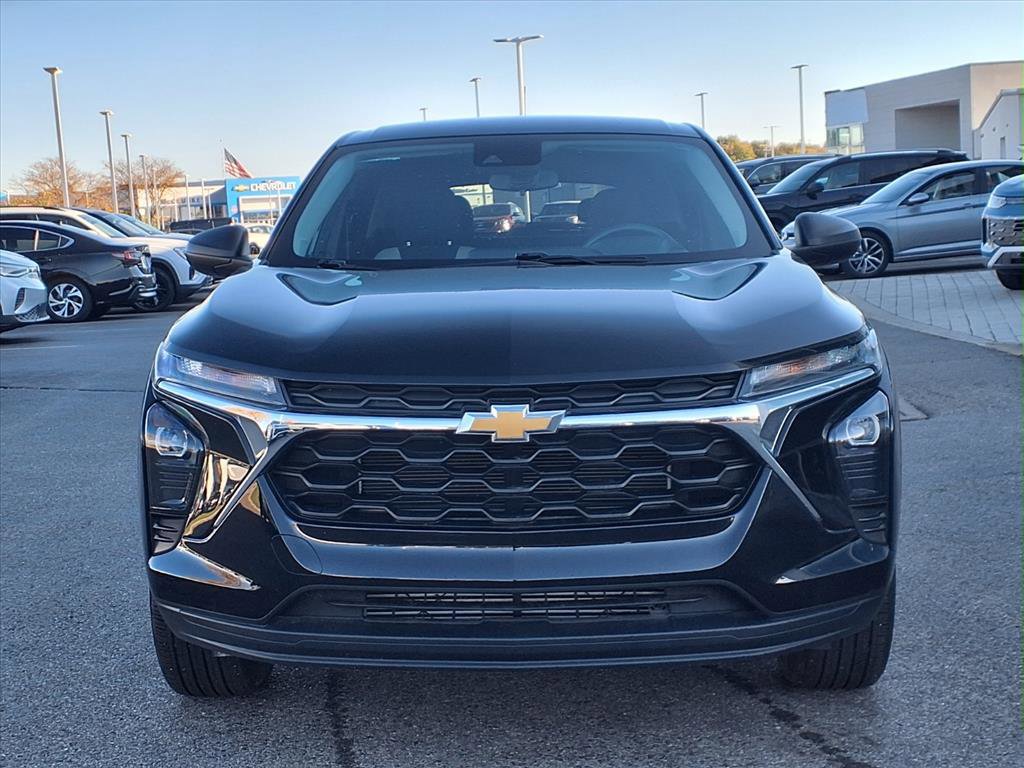 Used 2024 Chevrolet Trax LS image 6