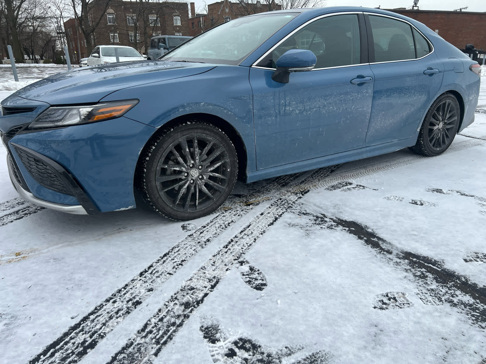 Used 2023 Toyota Camry XSE w/ Navigation Package image 2