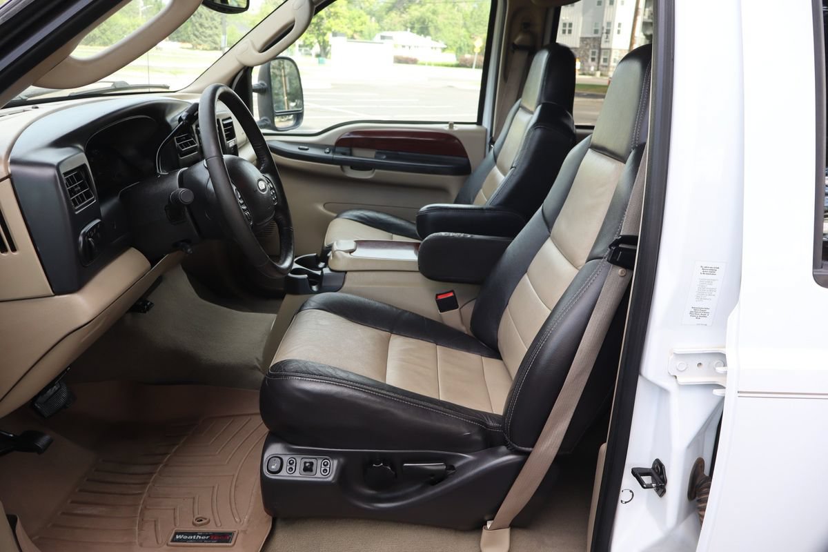 Used 2005 Ford Excursion Eddie Bauer AWD/4WD image 19