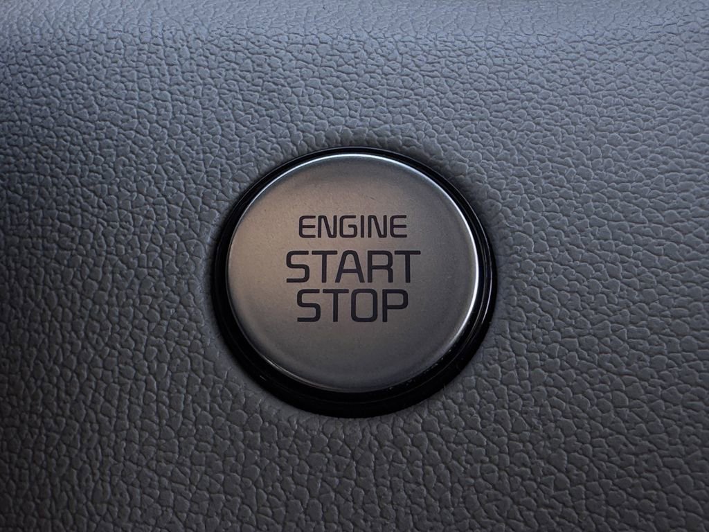 Used 2023 Kia Sorento S FWD image 20