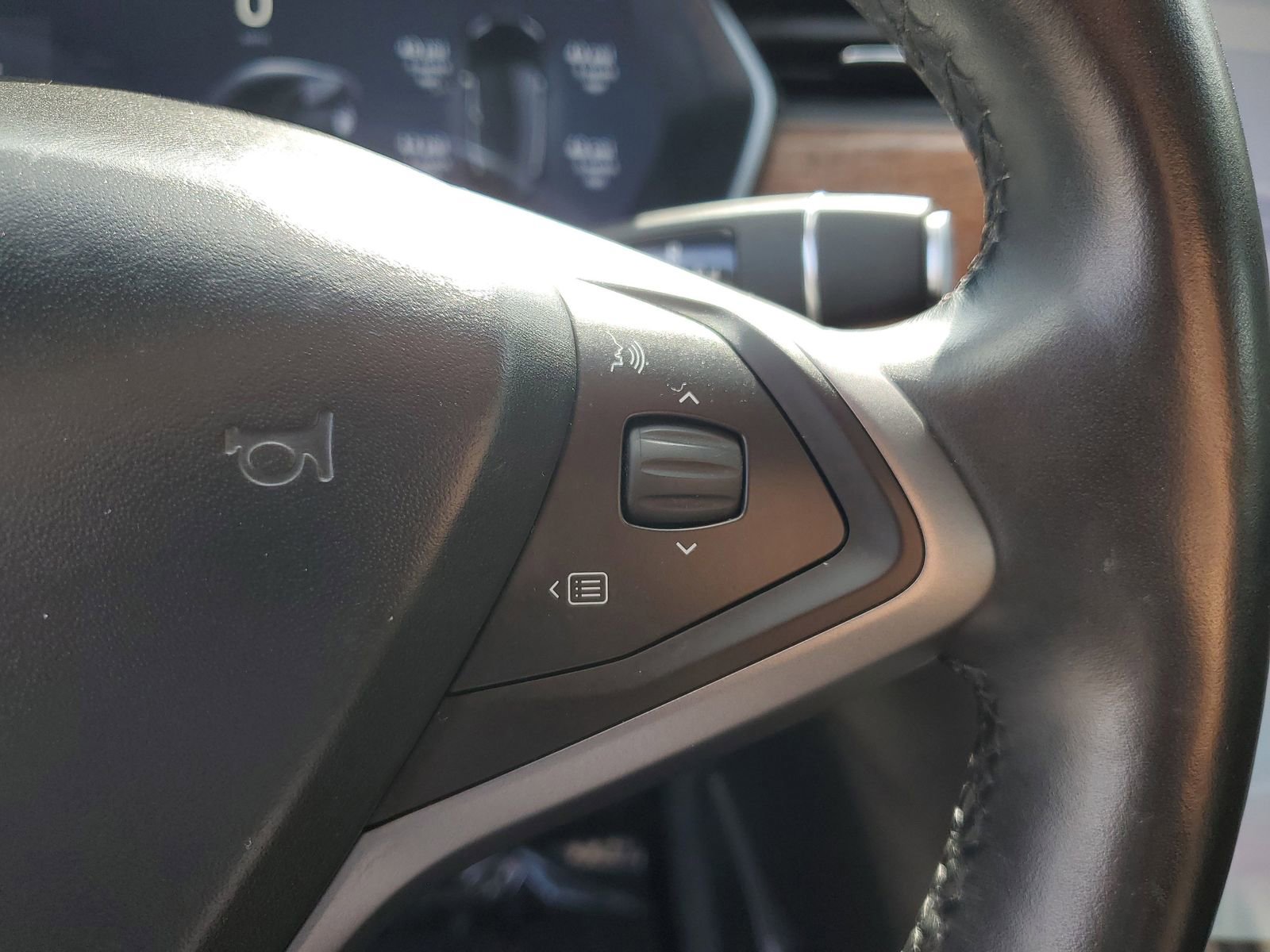 Used 2021 Tesla Model S Long Range Plus image 28