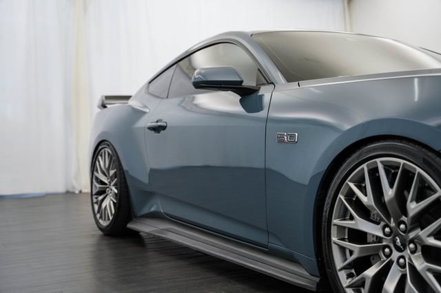 Used 2025 Ford Mustang GT Premium RWD image 30