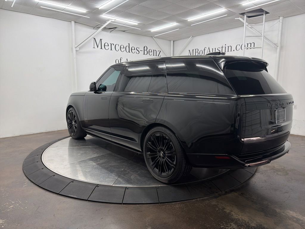 Used 2025 Land Rover Range Rover Long Wheelbase SE image 5