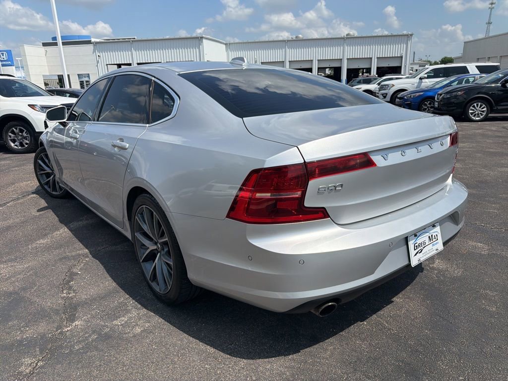 Used 2018 Volvo S90 T5 Momentum w/ Convenience Package image 5