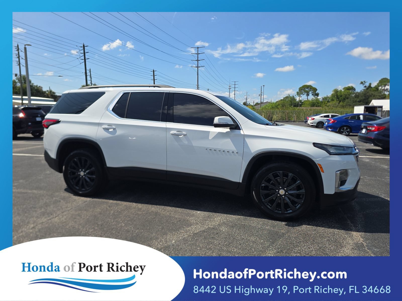 Used 2023 Chevrolet Traverse LT
