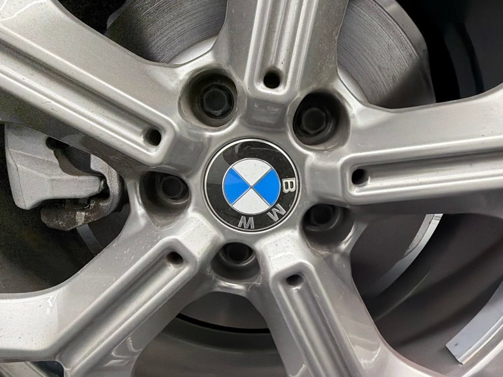 Used 2023 BMW X4 xDrive30i w/ Parking Assistance Package AWD/4WD image 18