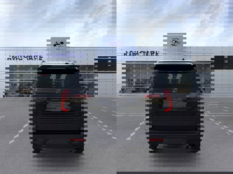 New 2026 Ford Expedition Tremor image 5