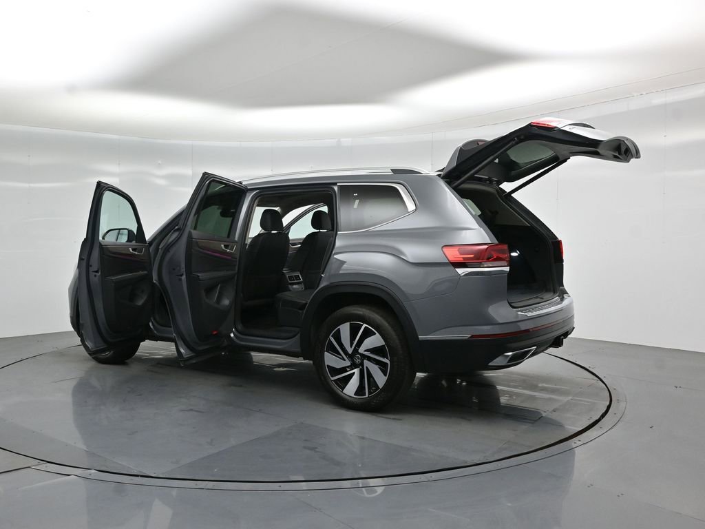 Used 2025 Volkswagen Atlas SEL image 36