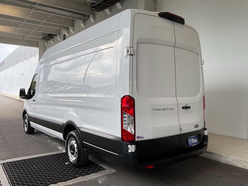 Used 2023 Ford Transit 250 148 High Roof Extended RWD image 5