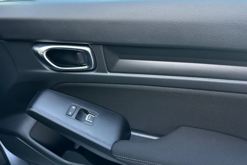 Used 2025 Honda Civic Sport image 18