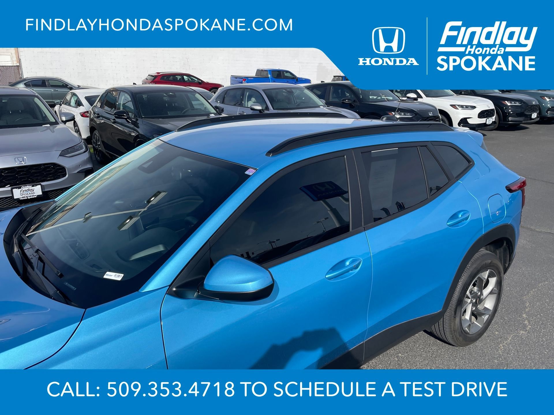 Used 2025 Chevrolet Trax LT w/ LT Convenience Package image 5