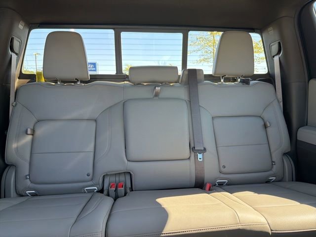 Used 2025 Chevrolet Silverado 1500 LTZ image 31