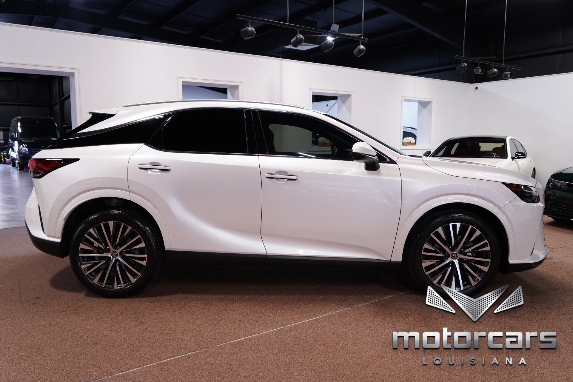 Used 2023 Lexus RX 350 Premium Plus w/ Cold Area Package FWD image 8