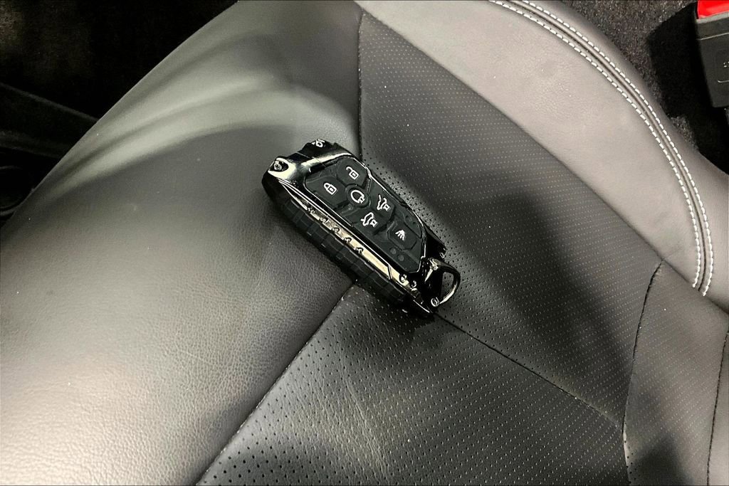 Used 2025 Chevrolet Corvette Stingray Coupe w/ 1LT image 7