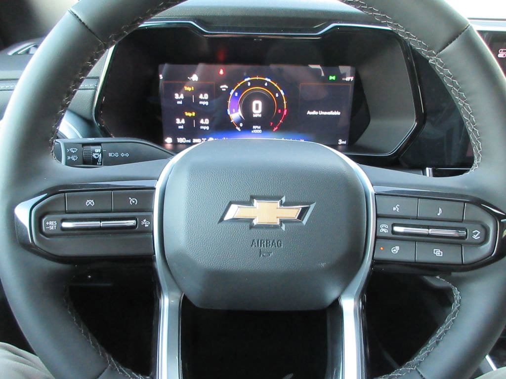 New 2026 Chevrolet Colorado LT w/ LT Convenience Package AWD/4WD image 23