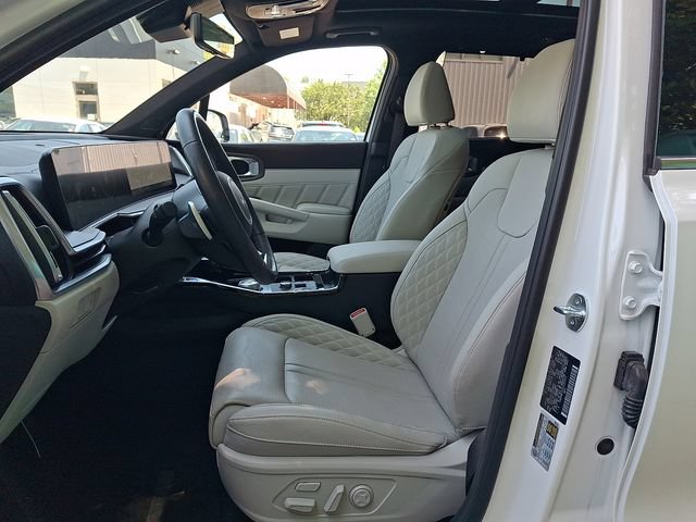 Certified 2025 Kia Sorento SX Prestige AWD/4WD image 11