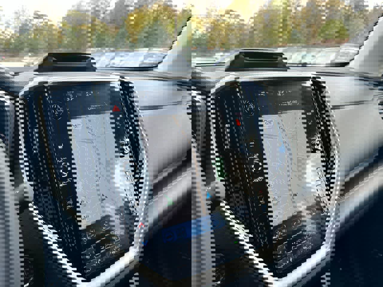 Certified 2025 Subaru Ascent Limited image 31