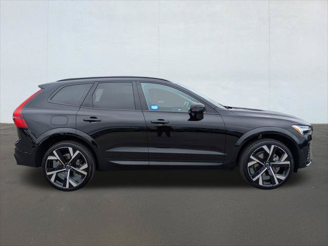 Used 2026 Volvo XC60 T8 Ultra w/ Climate Package PRO AWD/4WD image 6