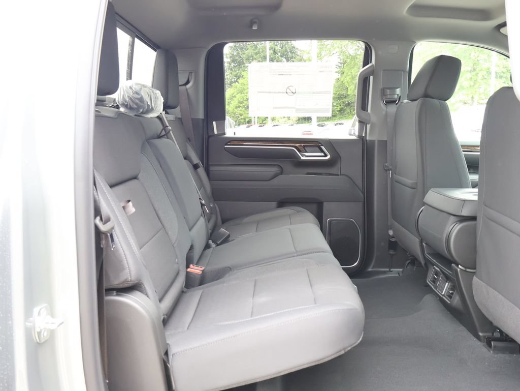 New 2026 GMC Sierra 3500 SLE w/ Preferred Package AWD/4WD image 41