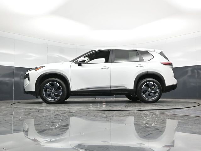 Used 2025 Nissan Rogue SV AWD/4WD image 55