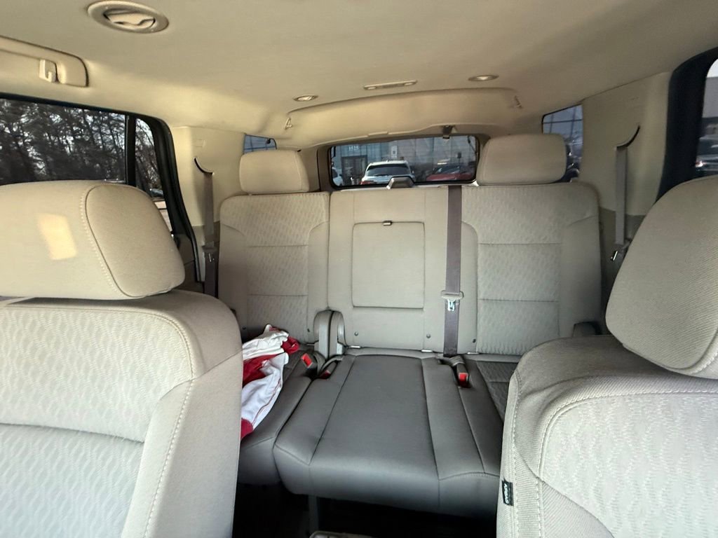Used 2017 GMC Yukon SLE w/ SLE Value Package image 41