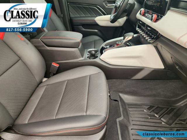 Used 2024 GMC Canyon AT4X AWD/4WD image 15