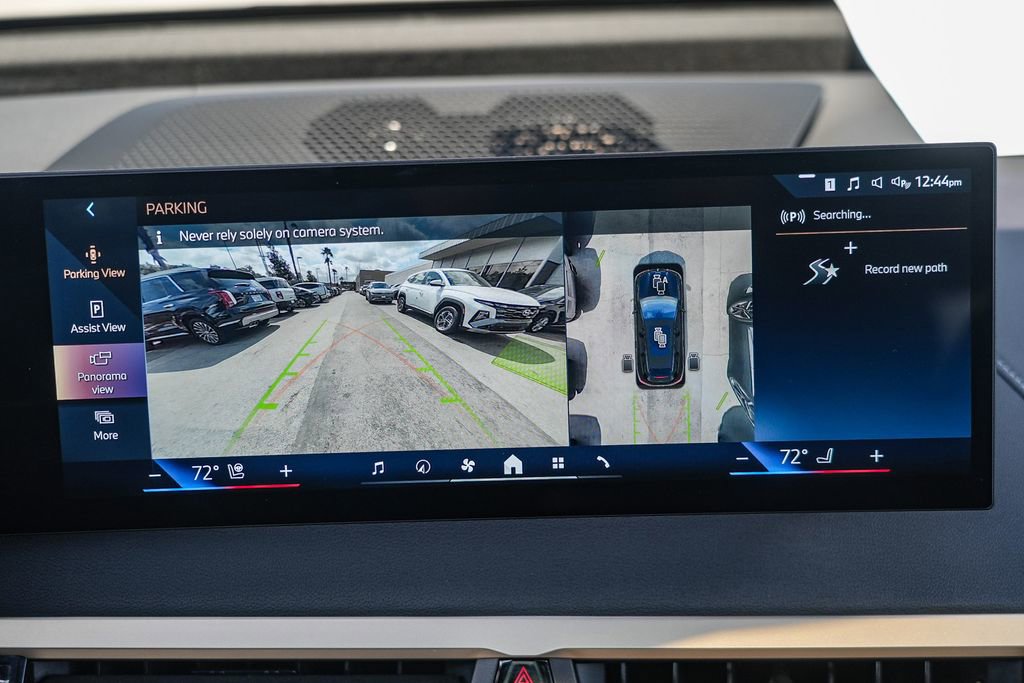 Used 2024 BMW iX xDrive50 image 24