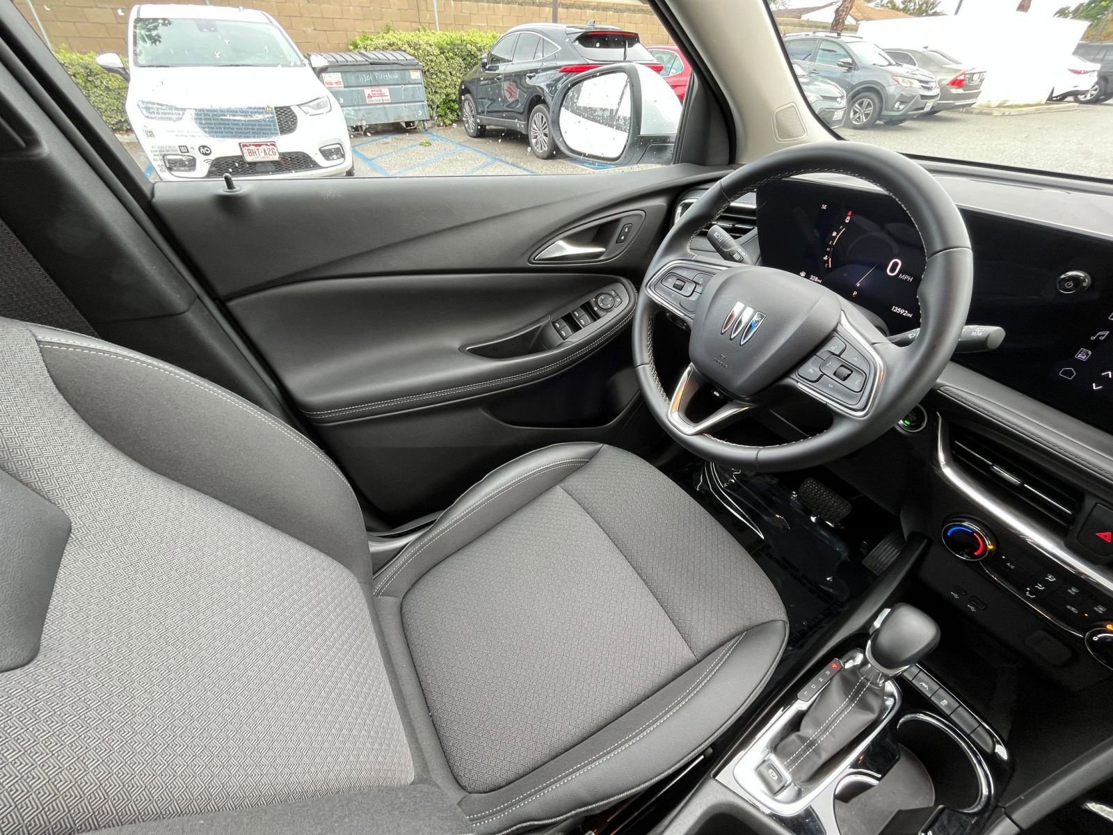 Used 2025 Buick Encore GX Preferred image 34