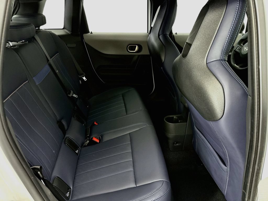 Certified 2026 MINI Cooper 4-Door Hardtop FWD image 24