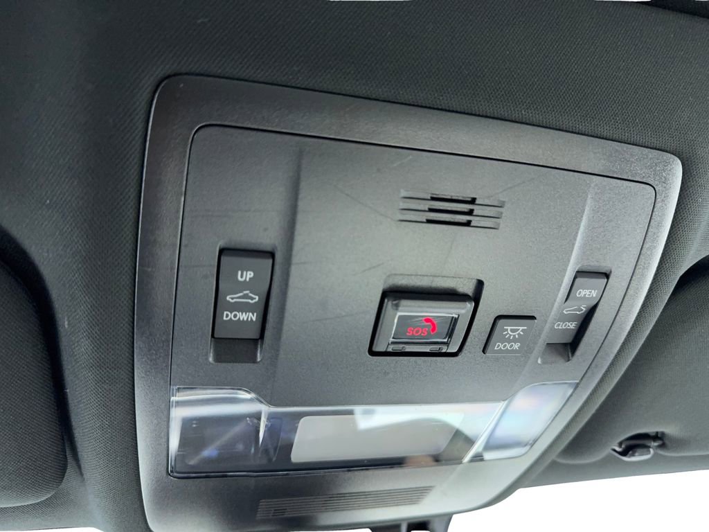 Used 2022 Lexus IS 350 F Sport w/ Accessory Package image 32