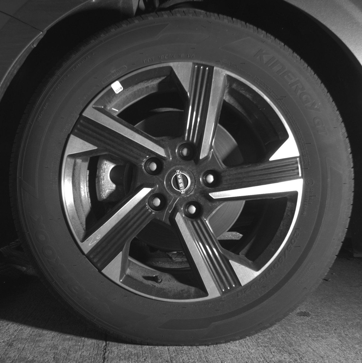 Used 2025 Nissan Sentra SV image 12