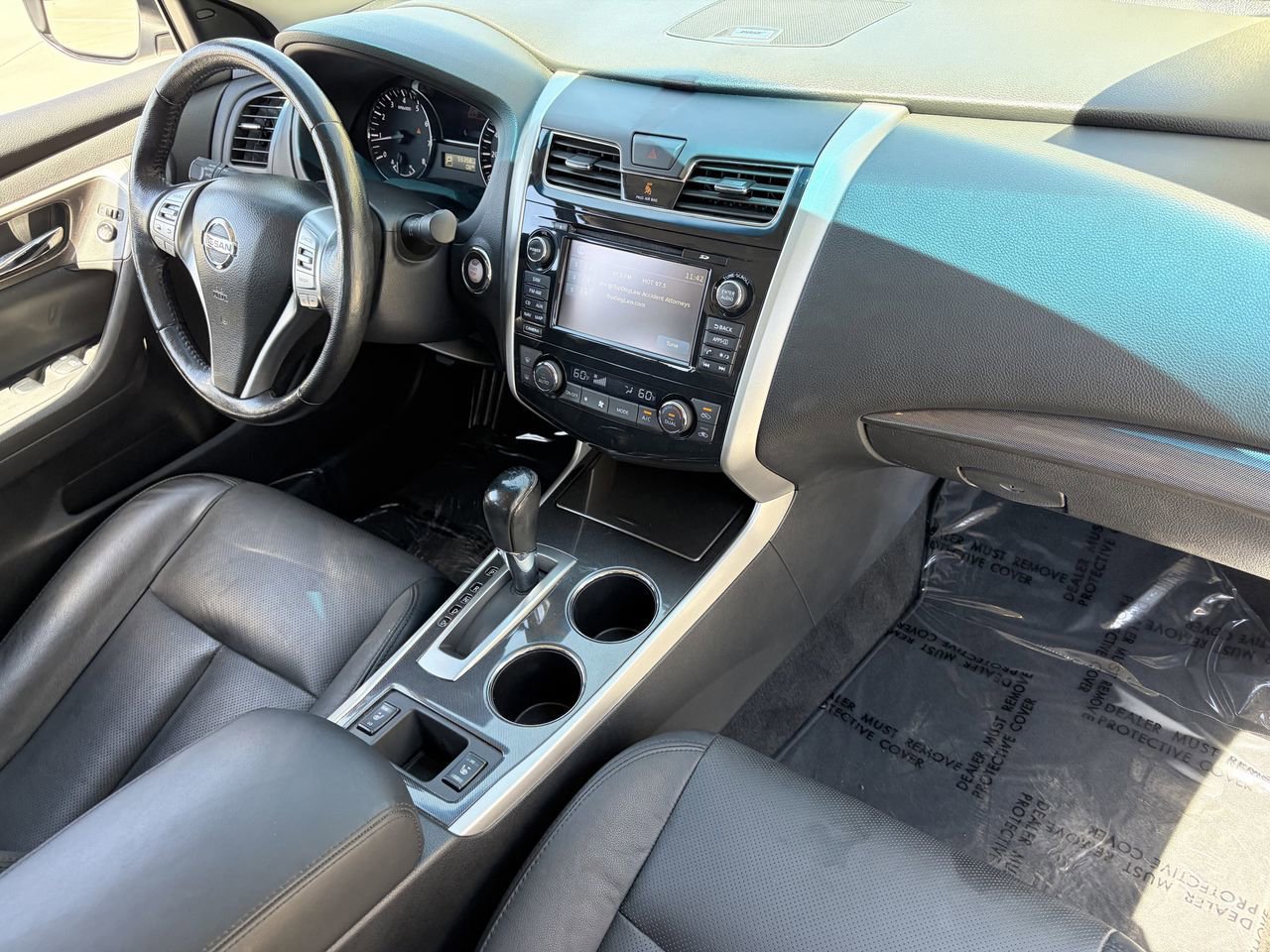 Used 2014 Nissan Altima 2.5 SL w/ Technology Package FWD image 11